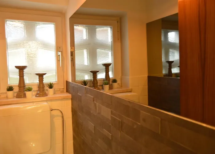 Yeti Lux - Family Garden Apartament *