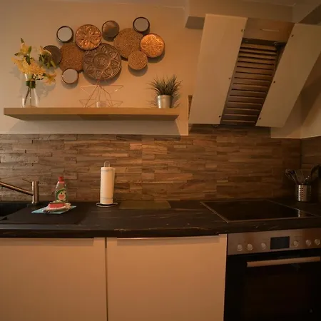 Yeti Lux - Family Garden *