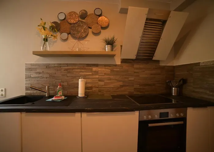 Yeti Lux - Family Garden *