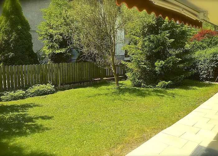 Yeti Lux - Family Garden