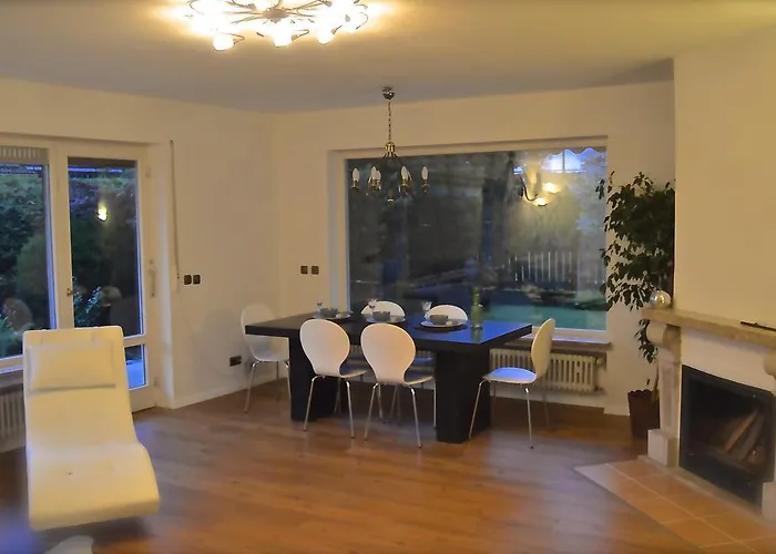 Yeti Lux - Family Garden Apartment